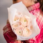 Bukiet Ranunculus Hanoi - obrazek 4