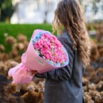 Duo bukiet z rumianków i piwoniowych tulipanów