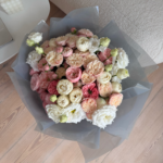 Mix premium róż z eustomą