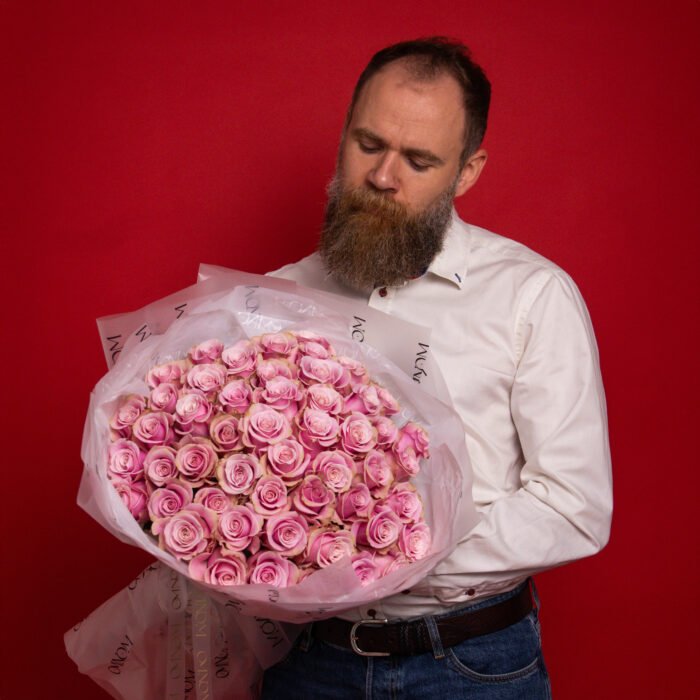 Bukiet różowych ekwadorskich róż — изображение 3