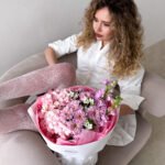 Bukiet z hortensji, chryzantem, lewkonii i oksypetalum — изображение 3