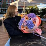 Bukiet z hortensji, eustomy, gerber i oksypetaluma