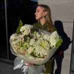 Bukiet z chryzantem, hortensji i cymbidiuma