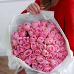 Bukiet z jasnoróżowych róż - obrazek 2