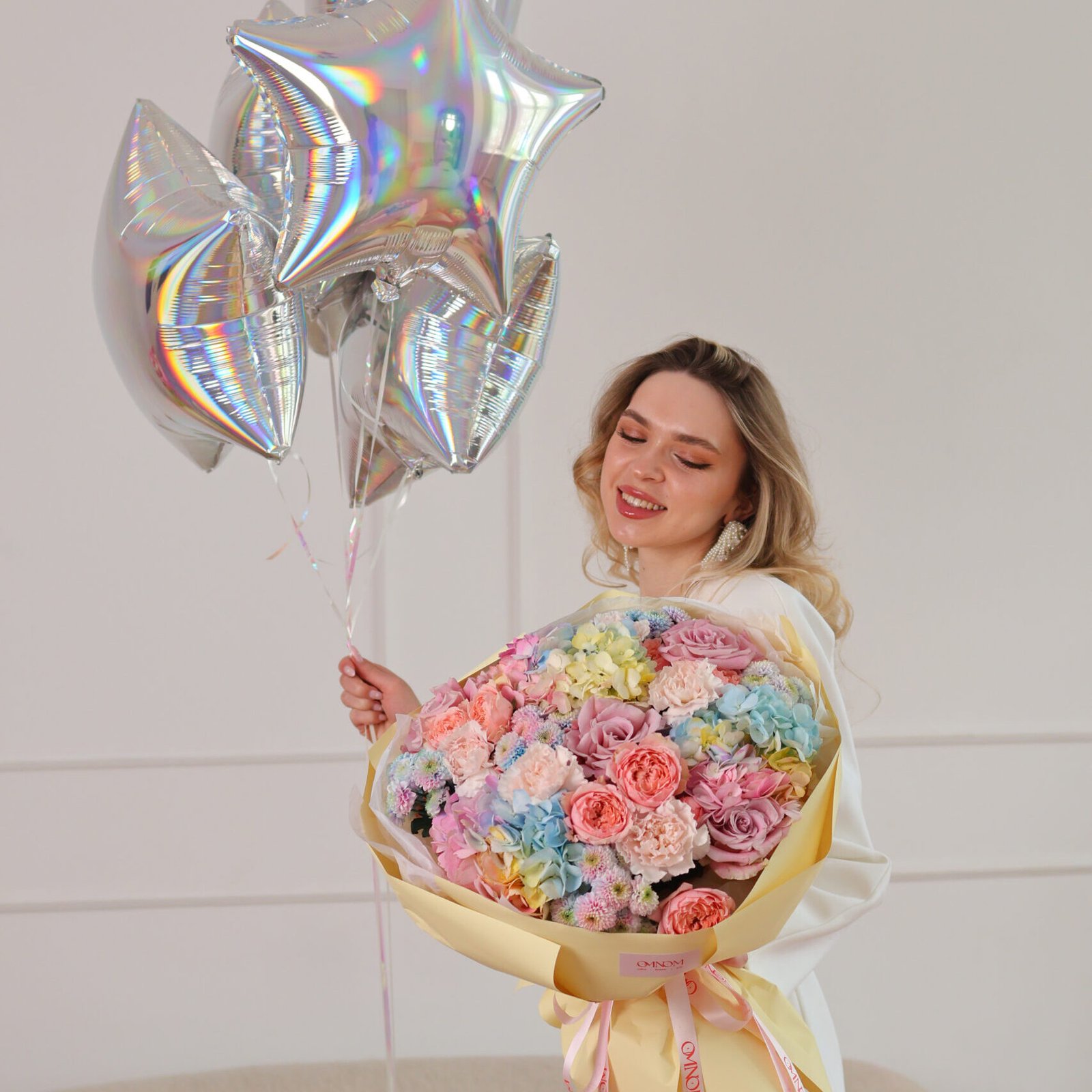 IMG_8528_Original Bukiet z hortensji, róż, goździków i santini — изображение 1