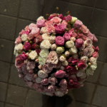 Flowerbox z róż sprejowych w miksie pudrowych i kremowych odcieni - Image 2