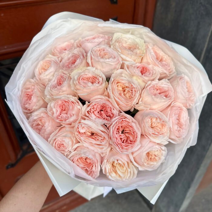 Bukiet z piwoniowych róż Sweet Bellezza - obrazek 2