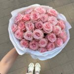 Bukiet z róż piwoniowych  Bimba