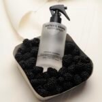Sisters Aroma Dark Grape + Blackberry – spray zapachowy do pomieszczeń 295 ml - obrazek 3